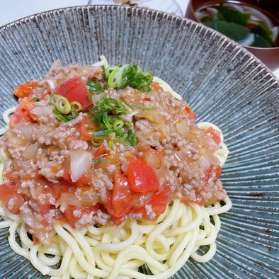 トマトのジャージャー麺の写真