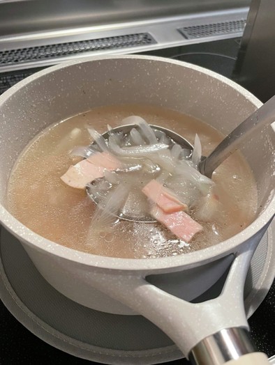 ウェイパーを使ったスープの写真