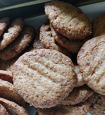 黒糖とキビ糖で全粒粉クッキーの画像