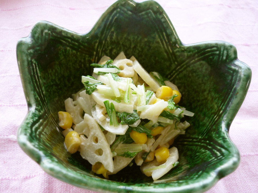 水菜とレンコンのサラダの画像