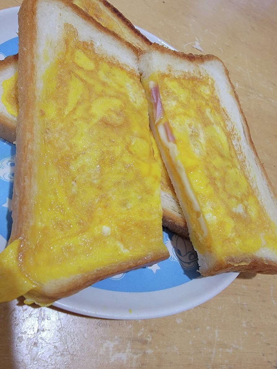 トーストで簡単美味しい☆額縁パン☆の画像