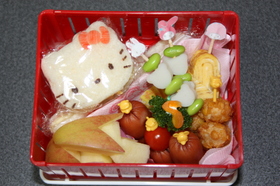 キティのサンドウィッチお弁当