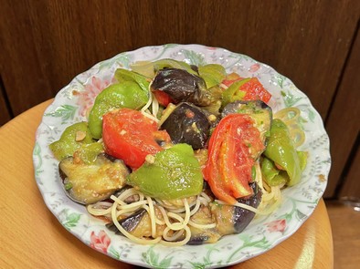 夏野菜たっぷりの冷製パスタ・梅干＆大葉での写真