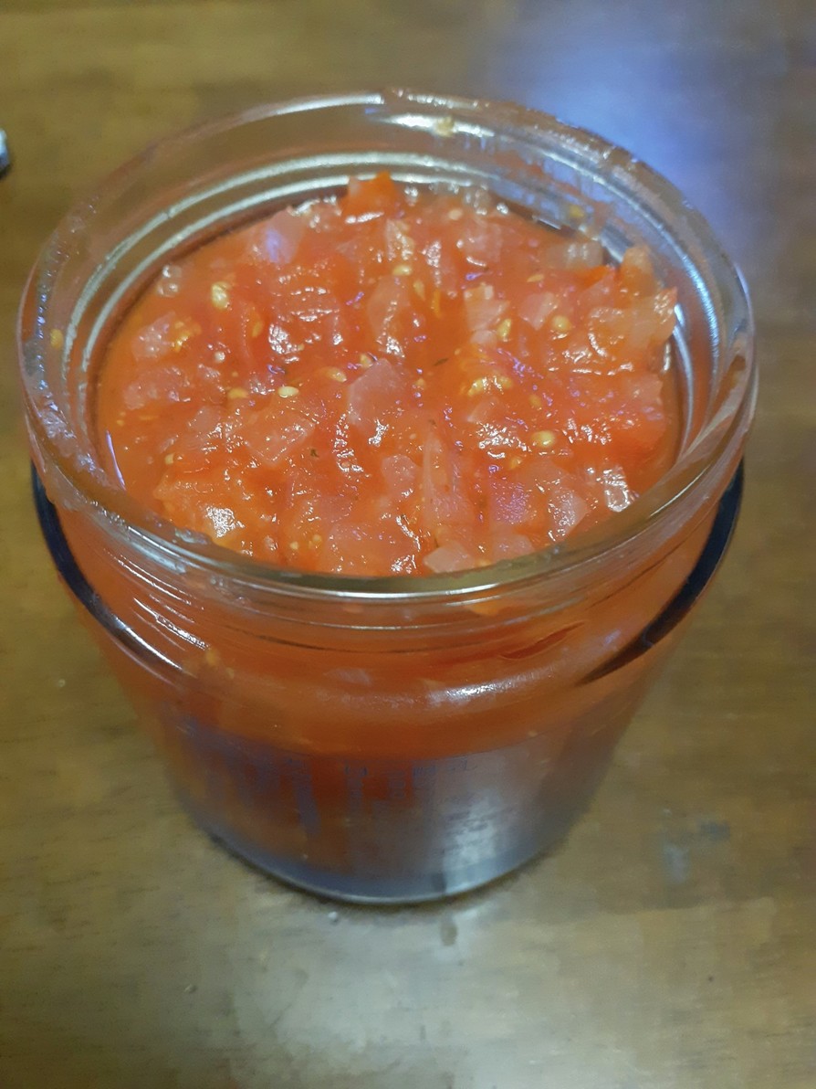 フレッシュトマトの簡単ソースの画像