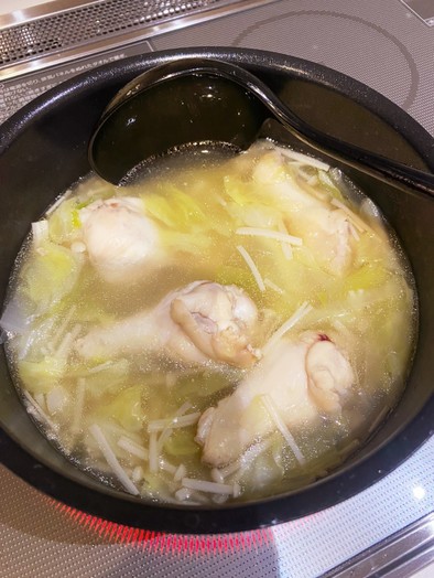 参鶏湯風スープの写真