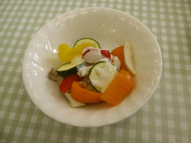 レンジで温野菜サラダの写真