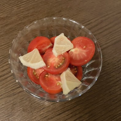 フルーツトマトのレモンシロップ和えの写真