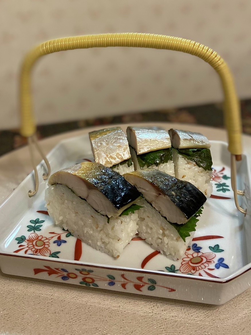 簡単豪華！焼き鯖の押し寿司の画像