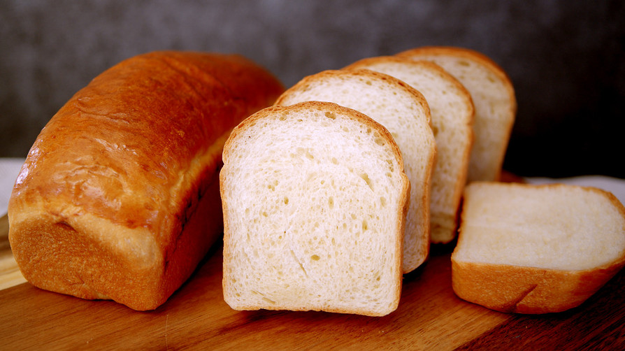 基本の食パン☆パウンド型で作るミニ食パンの画像