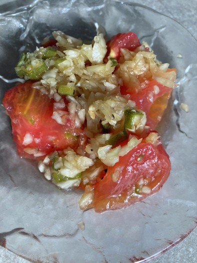 玉ねぎドレッシングのトマトサラダの写真