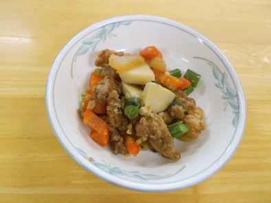 【学校給食】武蔵野野菜と鶏さんの出会いの写真