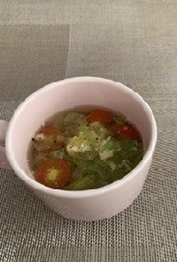 レタスとトマトの卵スープ