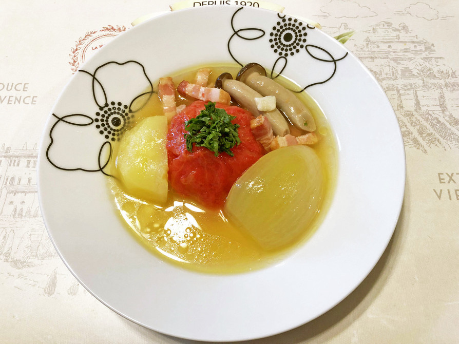 丸ごとトマトの冷製スープの画像