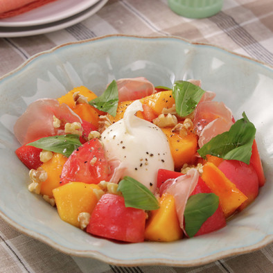 カフェ風♪トマトと柿のカプレーゼサラダの写真