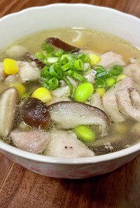 鶏肉の具沢山"姜葱醤"スープ