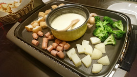 ホットプレート☆チーズフォンデュ