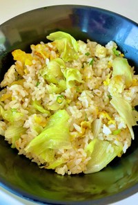 レタス消費☆玉子と葱のレタスたっぷり炒飯
