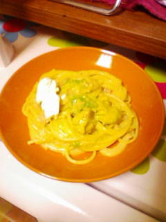 アボカドアンチョビクリームパスタ♪