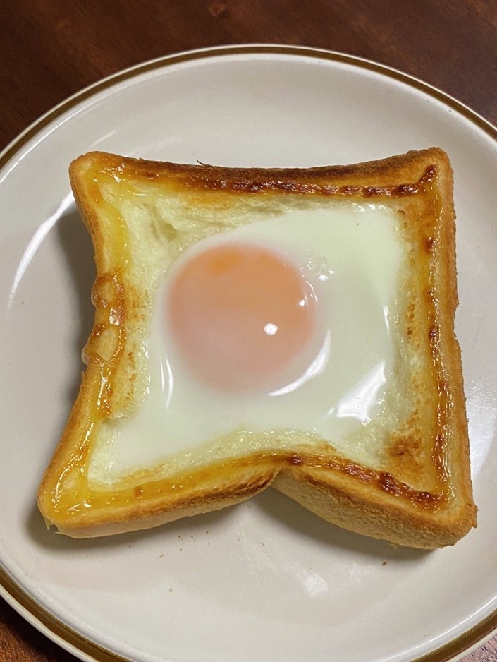 こぼれない&カロリーオフなエッグトーストの画像