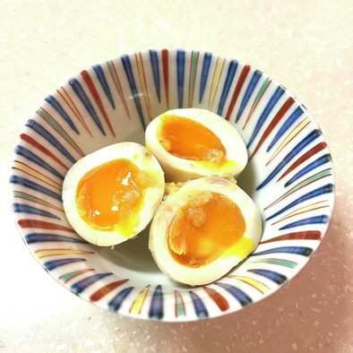 姜葱醤(ジャンツォンジャン)の煮卵の写真