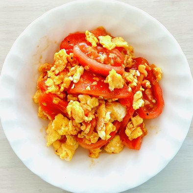 卵とトマトの中華風炒めの写真