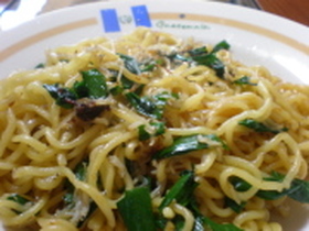 超簡単☆タイ風ニラ焼きそば