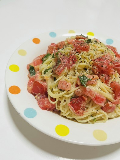 トマトと大葉の冷製スパゲティの写真