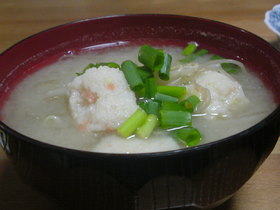 すり身の味噌汁