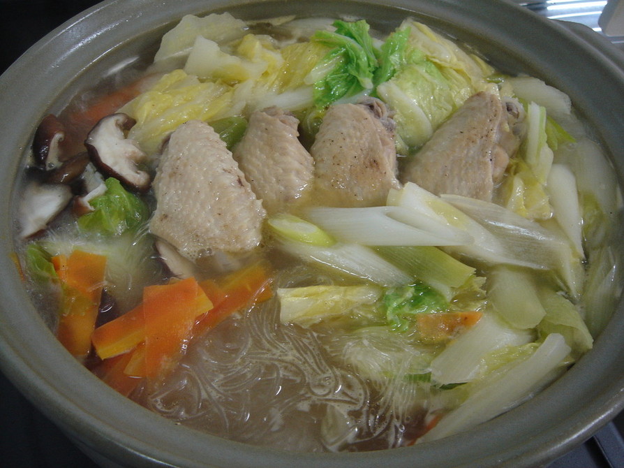 ◆コラーゲンたっぷり！鶏スープ鍋◆の画像