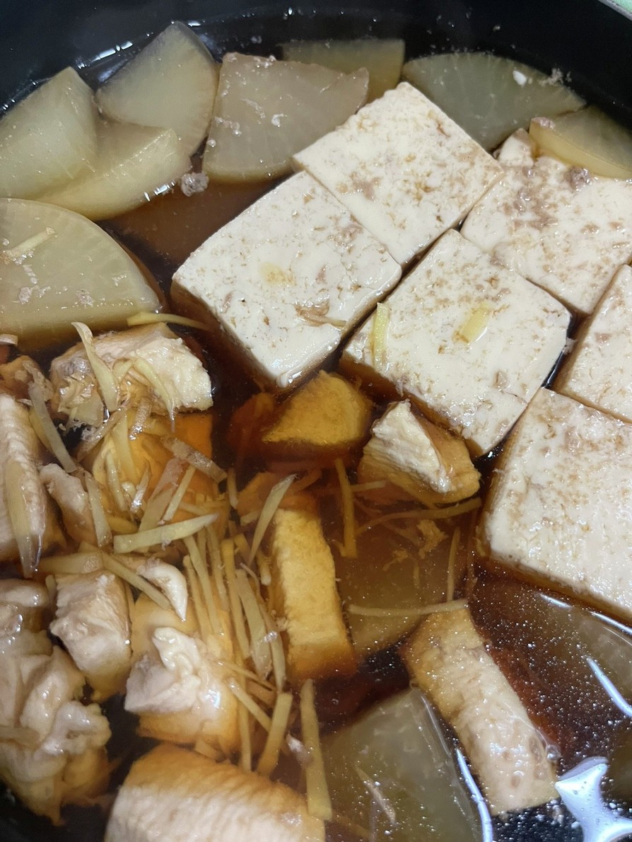 豆腐と鶏肉の煮付けの画像