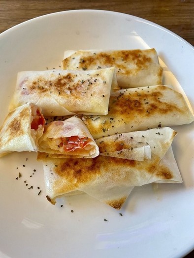トマトとチーズのイタリアン春巻きの写真