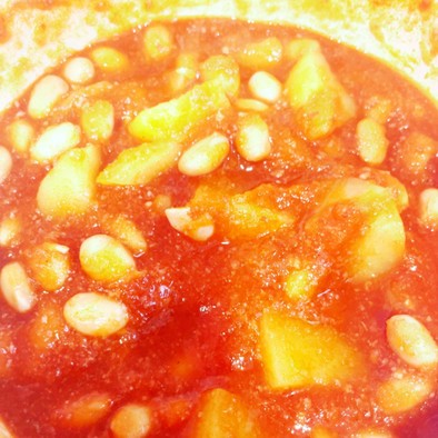 ジャガイモと大豆水煮のトマト煮の写真