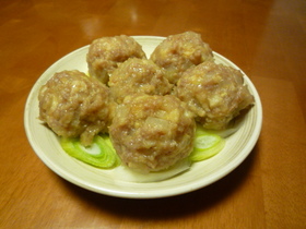 大好物♪はんぺん入り♪シュウマイ風肉団子