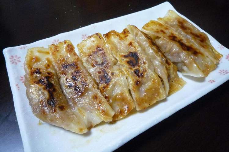 本場 中国の先生に教わった極秘焼き餃子 レシピ 作り方 By 小悪魔りこちゃん クックパッド 簡単おいしいみんなのレシピが355万品