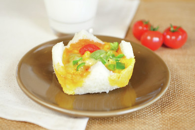 【桜の聖母短大】食パンで夏野菜キッシュの写真