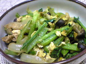 美味しく食べよう♪小松菜カレー炒め♪♪♪
