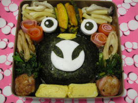 このキャラどなた?の弁当(〃´・ω・`)