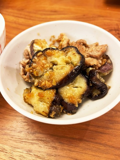 【油淋鶏タレ活用】ナスと豚こまの中華炒めの写真