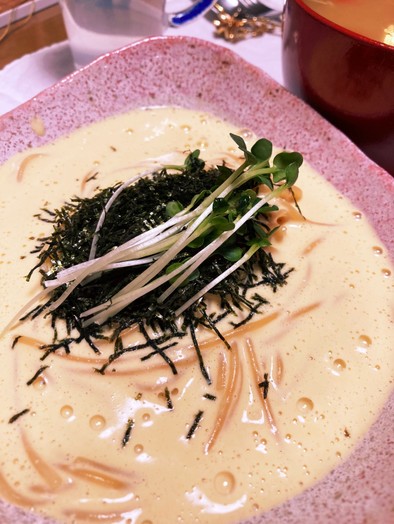 豆腐でウニクリーム風パスタ＆きのこスープの写真