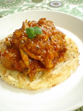 鶏肉のスパイシートマト煮込み