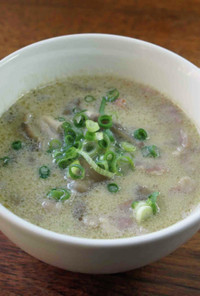 舞茸とベーコンの豆乳味噌スープ