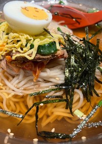 韓国風冷麺スープ（オイネングク）