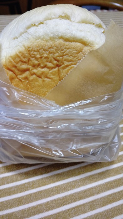 梨ジャム食パンの写真