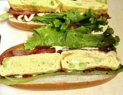 たまご(明太、枝豆、チーズ)サンドの写真