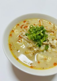 挽肉もやしのピリ辛ごま味噌スープ