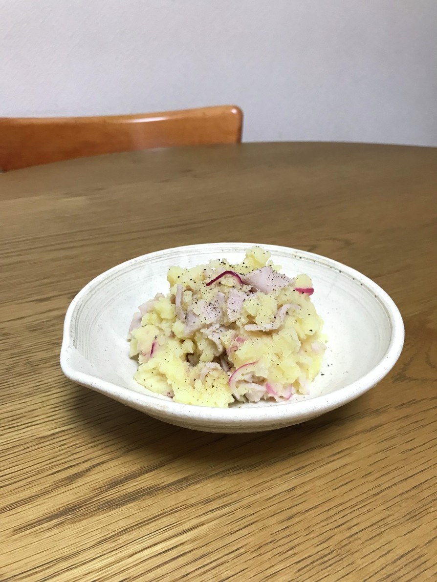 軽いポテトサラダの画像