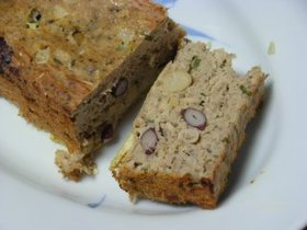 鮭缶とふじっこお豆でサーモンローフ