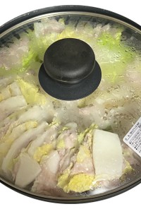 白菜と豚バラのミルフィーユ鍋(汁あり)
