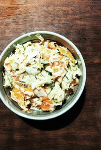 生野菜と鶏そぼろの甘酢マヨサラダ
