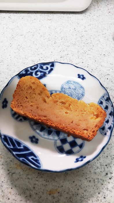 バター不使用★完熟柿の簡単パウンドケーキの写真
